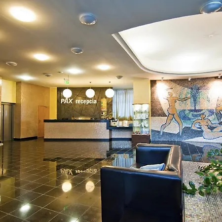 Pax 3* 特伦钦温泉区